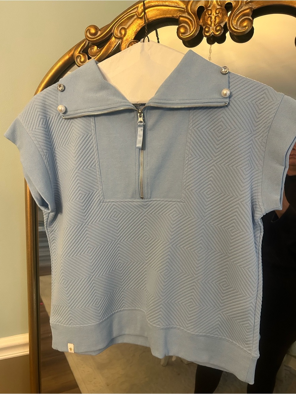 Simply Southern Women’s Large Blue Pearl Rhinestone Quarter Zip Top